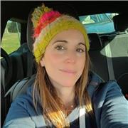 Profesora altamente calificada para guiar clases de Yoga de forma remota